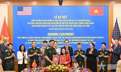 Viet Nam, U.S. Sign Agreements on War Legacy Settlement Projects